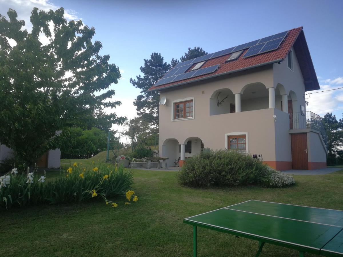 Bottyahát guesthouse Rezi Ngoại thất bức ảnh