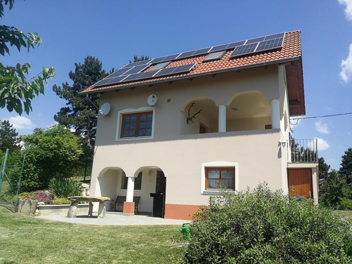 Bottyahát guesthouse Rezi Ngoại thất bức ảnh